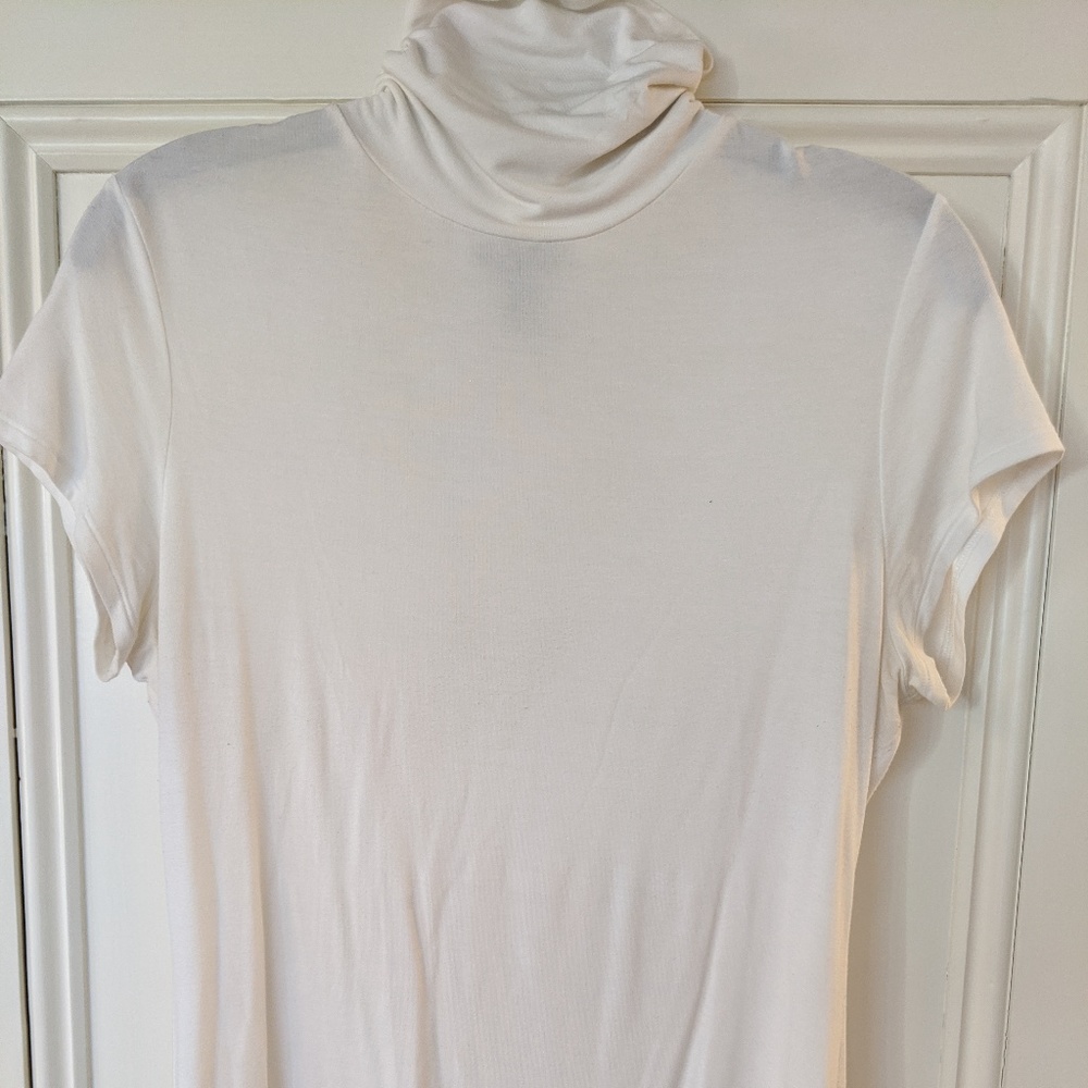 Cream short sleeve turtle neck